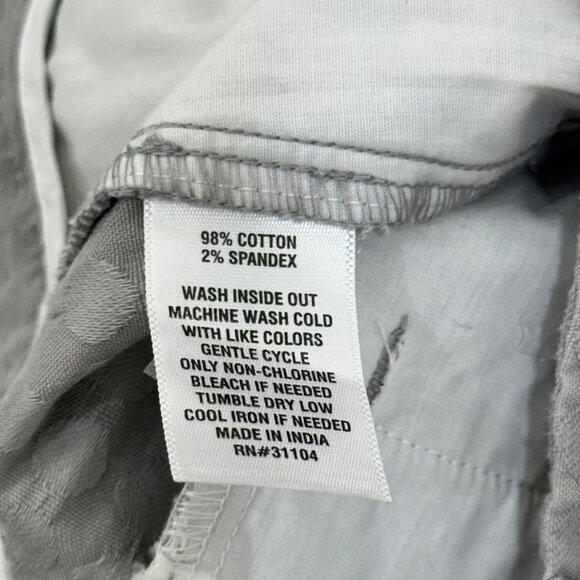 Crown & Ivy Shelvy Women Scalloped Hem Gray Polka Dot Chino Shorts Size 4 - Picture 4 of 11